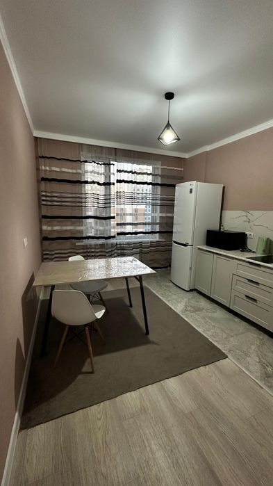 1комн на Хан шатыре