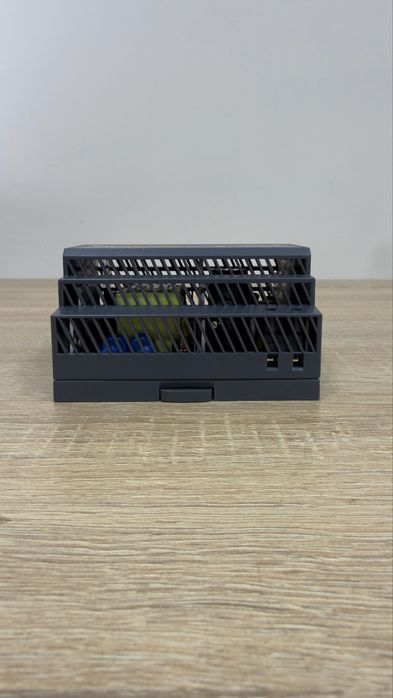 Mean Well HDR-150-12 — 12 V / 150 W DIN-ray Quvvat Manbai