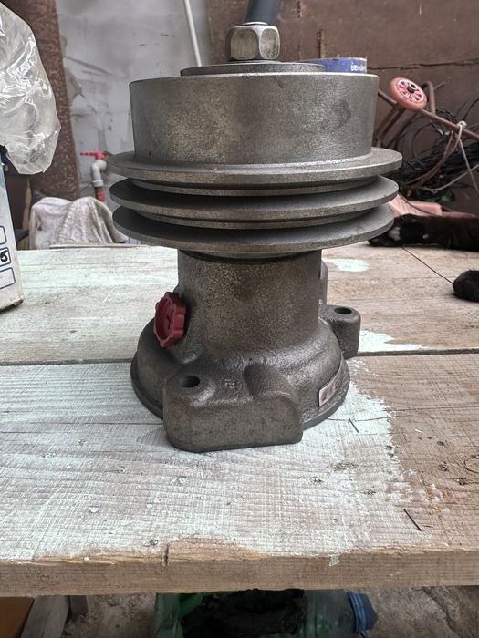 Водяной насос/помпа для двигателя Д-240/Д-245