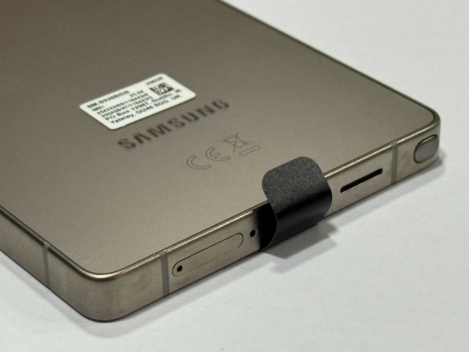 Samsung Galaxy S25 Ultra 5G 256GB 12GB RAM Dual (SM-S938)