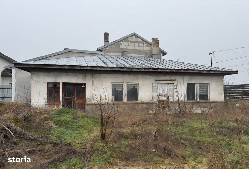 Casa si teren 1800 mp Darasti