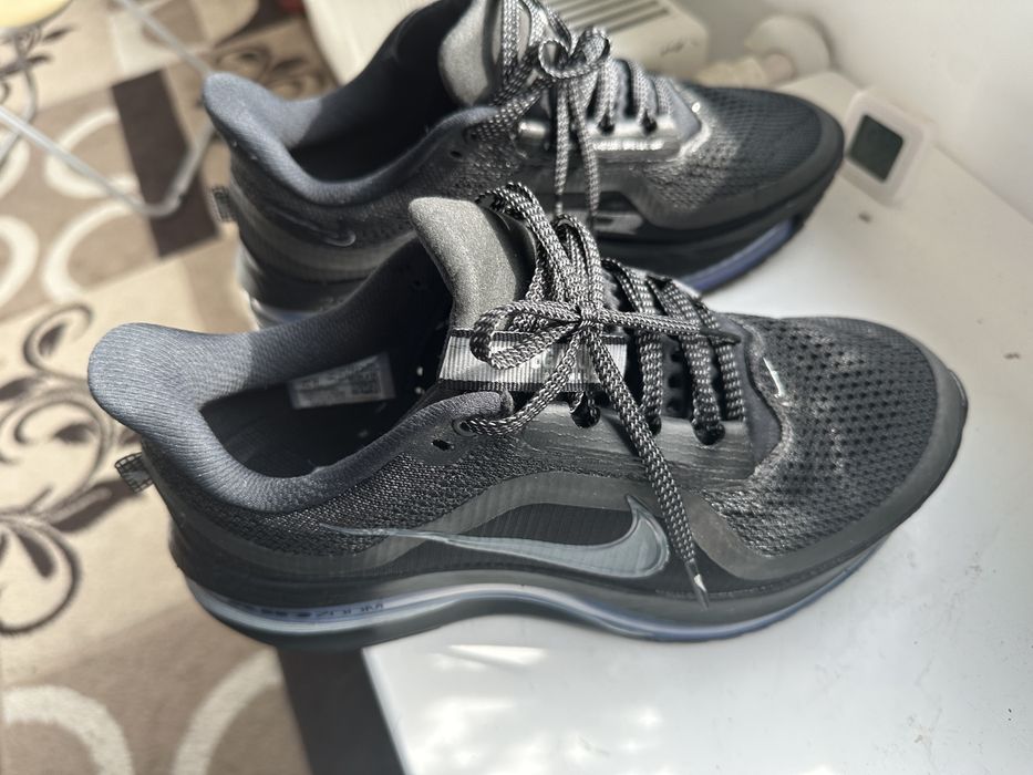 Nike Pegasus Premium 40