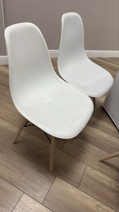 Стульчики 3 штуки за 10.000