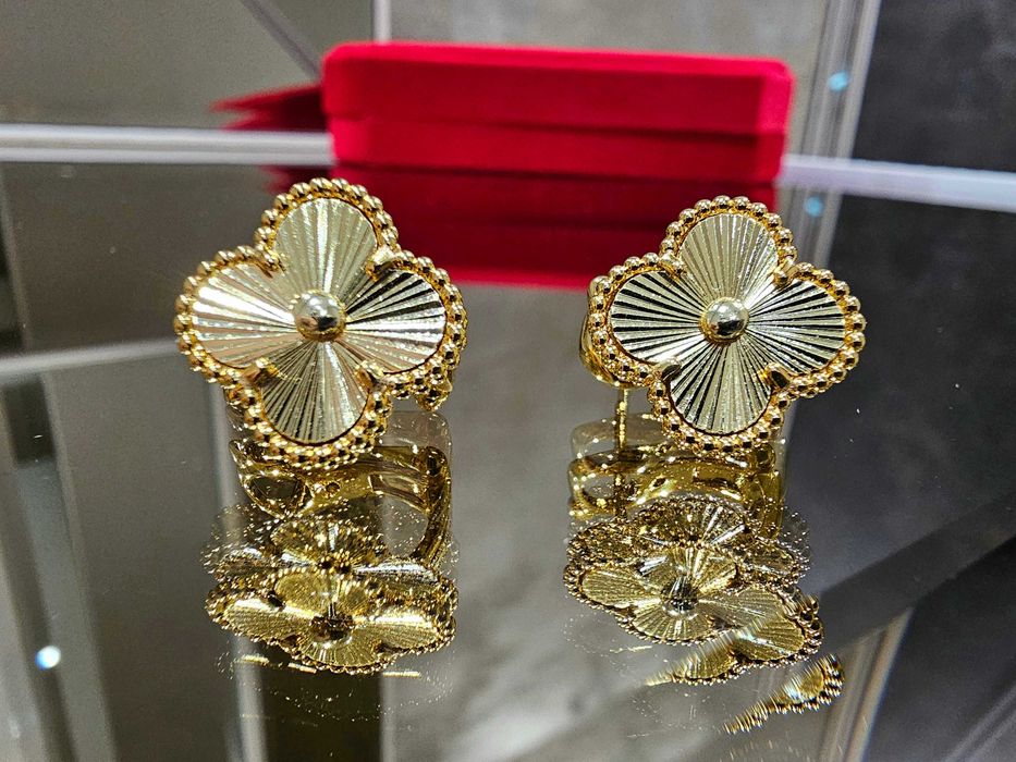 Van Cleef & Arpels VCA Gold Vintage Alhambra Clips Clover Дамски Обеци