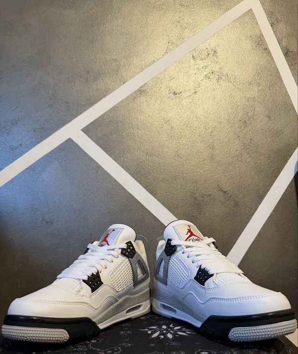 Air Jordan 4 Retro White Cement