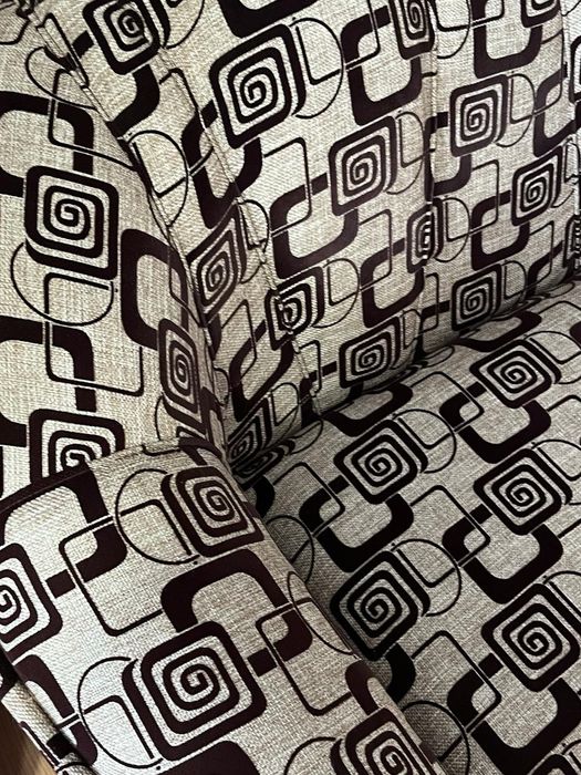 Продается мини диван