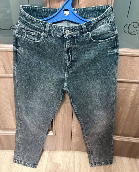 Продам джинсы Zara
