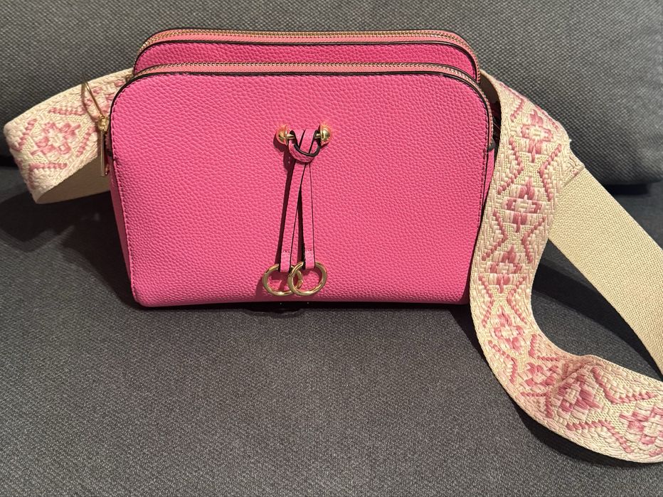 Елегантна розова чанта