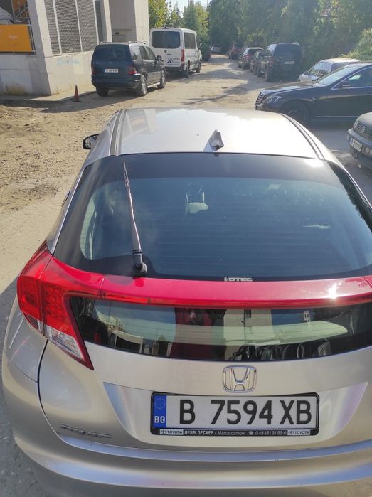 Продавам Honda Civic 2.2 i-DTEC