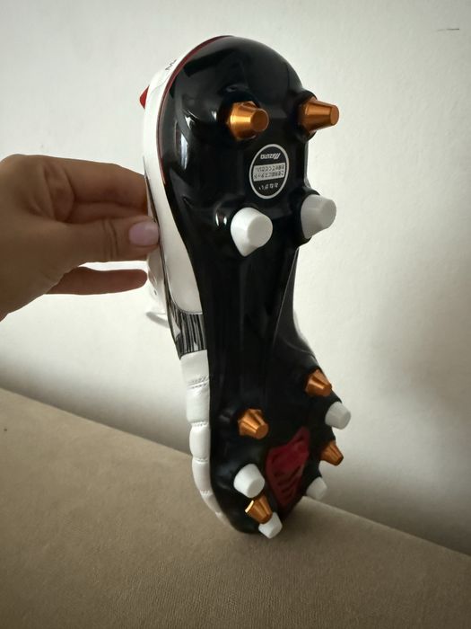 Ghete de fotbal mizuno piele naturala