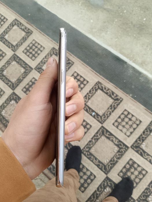 S 10 5G 8/256 GB xotira