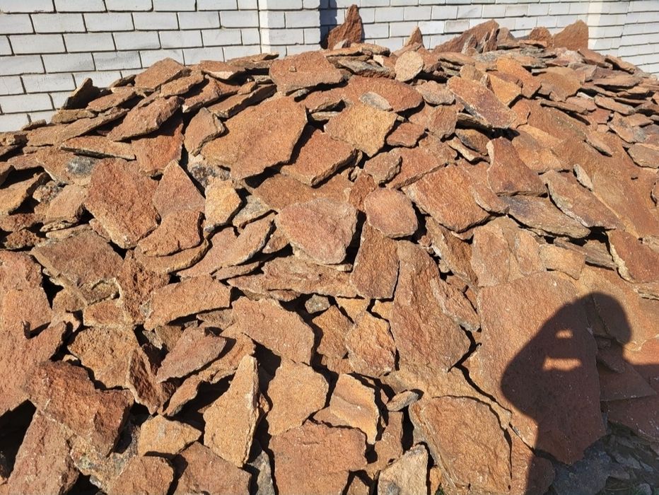 Продам природный камень для облицовки фундамента