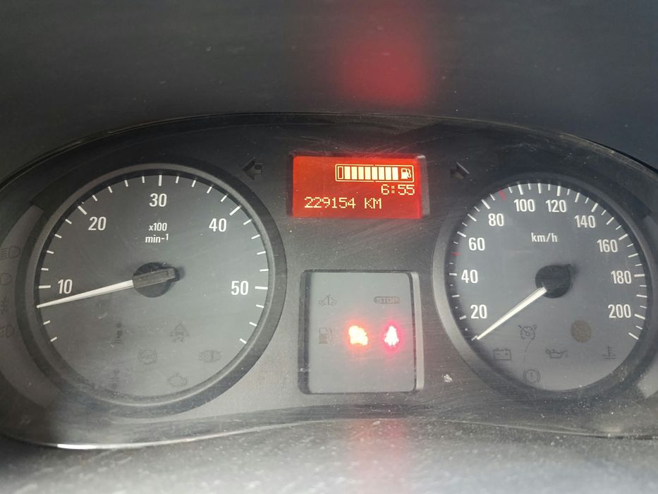 Opel vivaro 2011