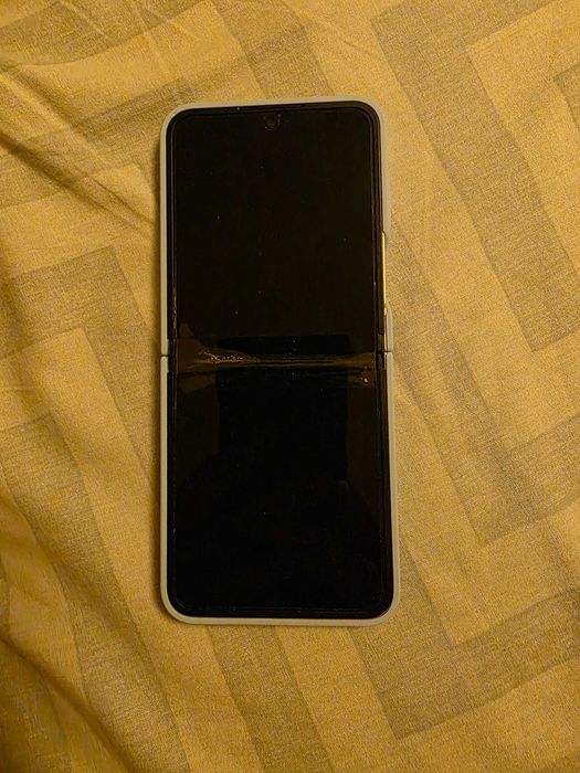 Samsung Flip 6 256 Mb