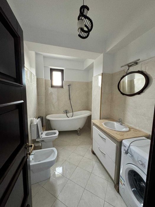 Inchiriez apartament decomandat 3 cam. Moara de Vant