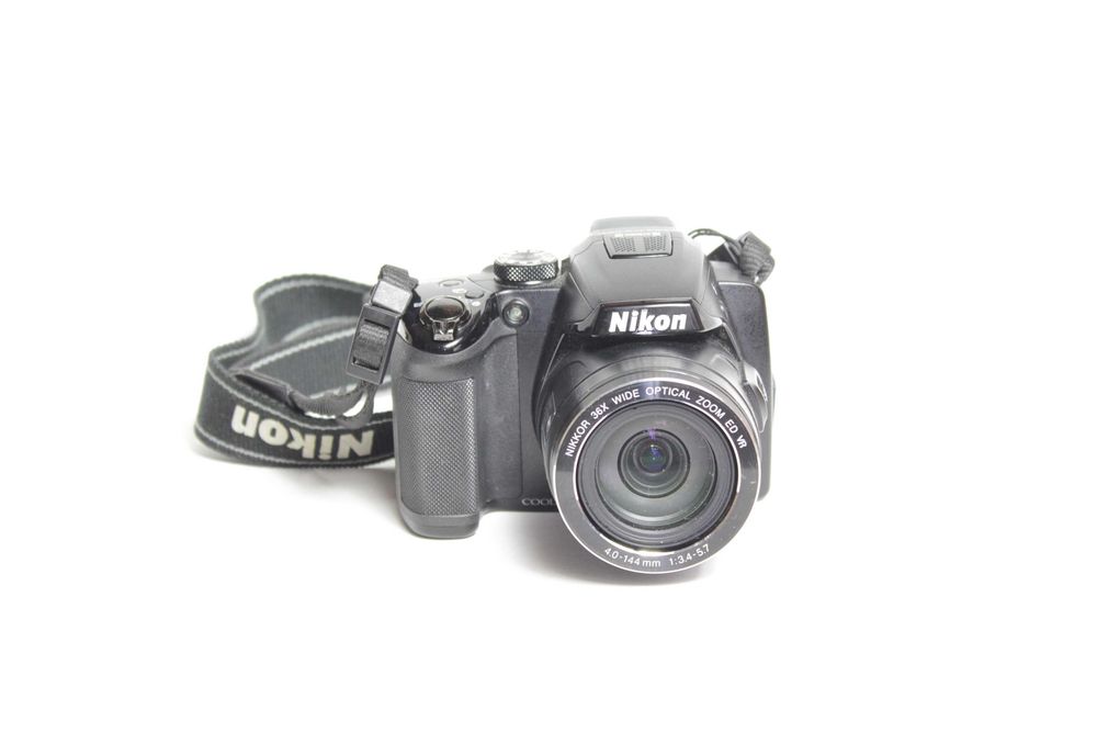 Nikon Coolpix P500