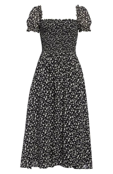 Продам платья.