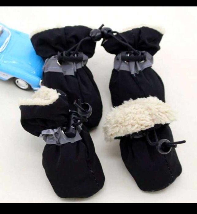 Обувки за куче мопс френски и подобни като размер