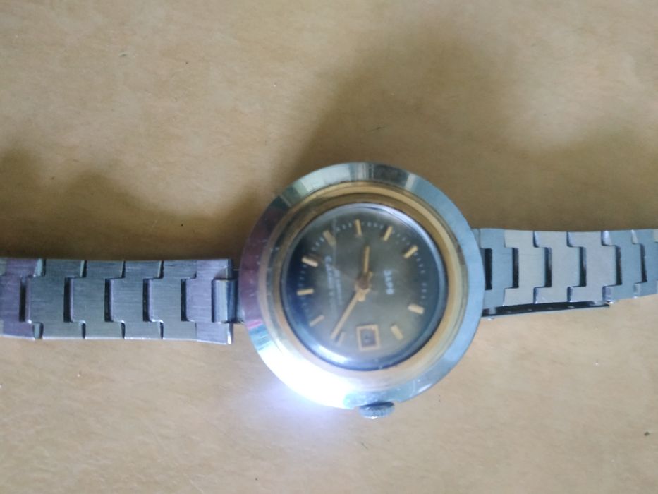 Раритет!Часы Заря (СССР) с браслетом.