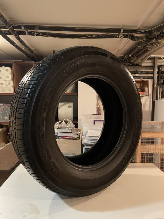 Продам летнию резину на внедорожник