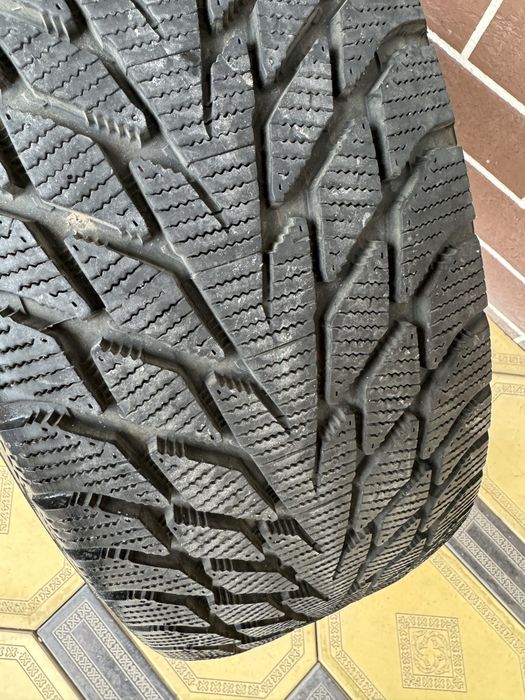 Зимний шины 2-штук
