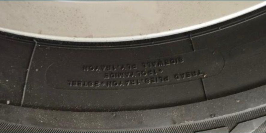 Vând janta Audi cu anvelopa 195/65/15