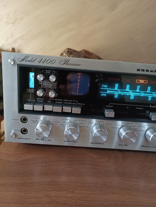Marantz 4400 усилвател
