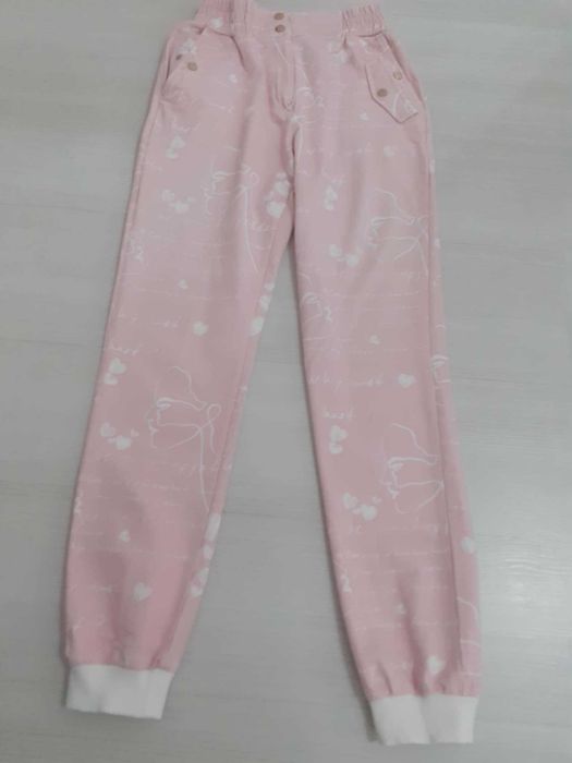 Спортни комплекти на Alessa / Avin и др.