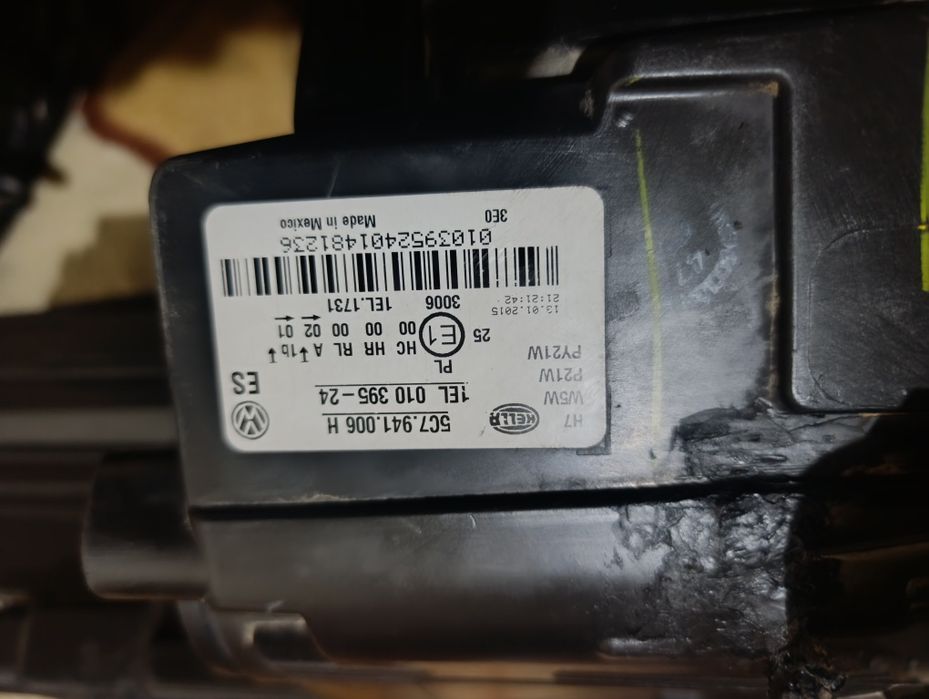 Фары на Фольксваген Jetta 6