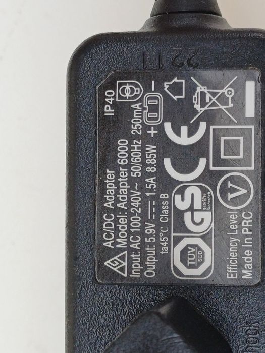 Alimentator incarcator 5,9v  1,5A in stare buna. Este testat