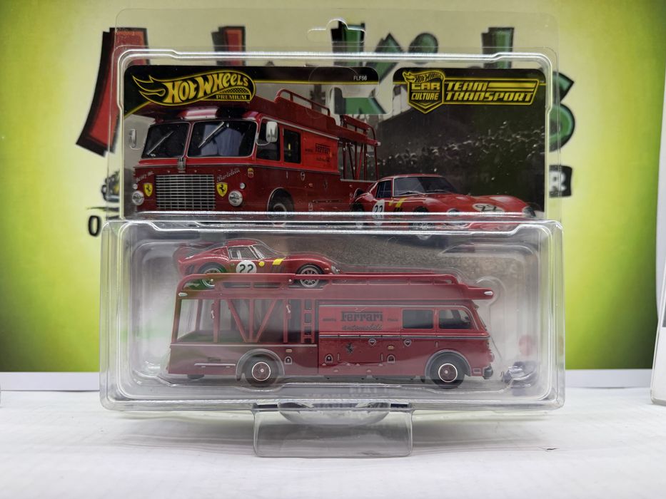 Hot Wheels premium Team Transport Ferrari 250GTO Fiat 642 RN2 macheta