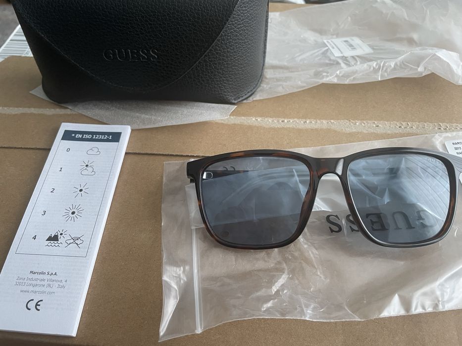 Слънчеви очола Guess