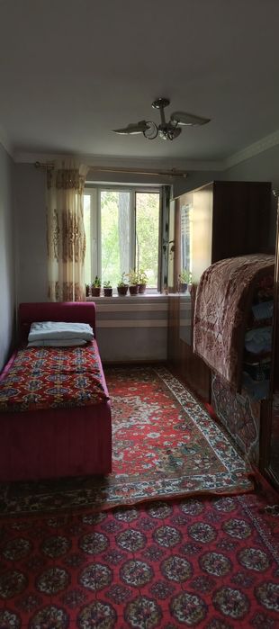 Урганч Шахар сентирда урганч гастроном орка томонида 2 хонали квартира