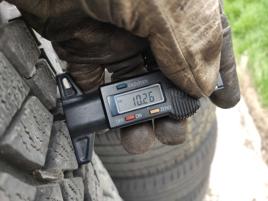 4бр Зимни гуми 255 50 19 - Maxxis