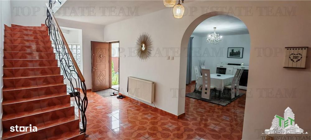 Vila 14+ camere 970mp, teren 1045mp, pt ninim 2 familii, mobilatautila