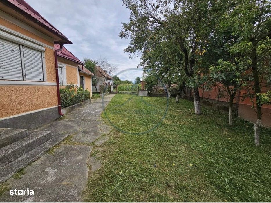 Casa cu gradina generoasa si toate utilitatile, la 25 km de Bistrita