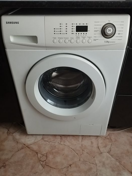 Продам стиральную машину на запчасти