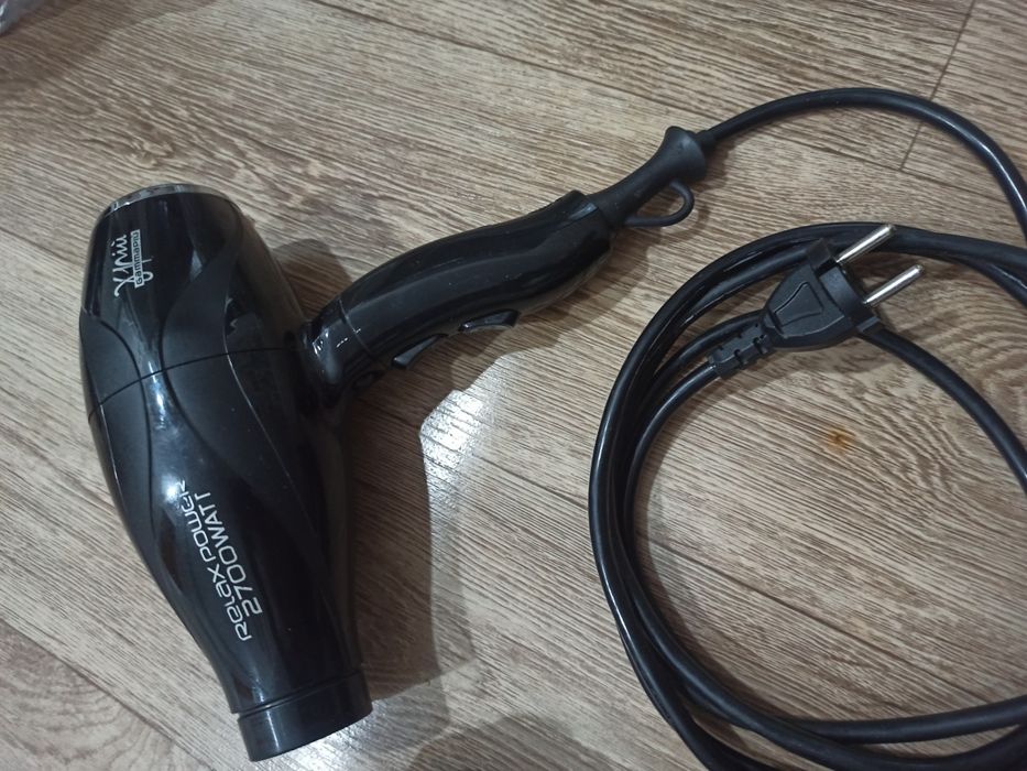 Продам 2 профессиональных фена