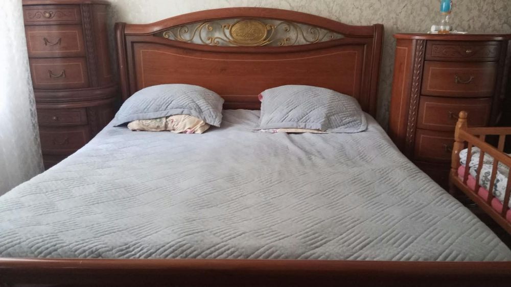 Продам спальный гарнитур, очень качественный
