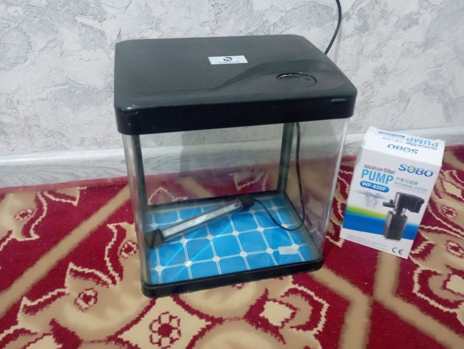 Заводской аквариум 7л