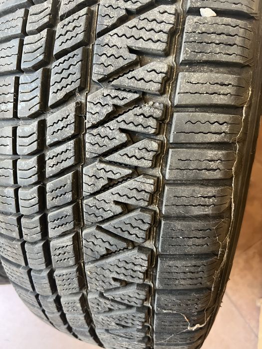 Гуми KUMHO 235/65/17 зимни