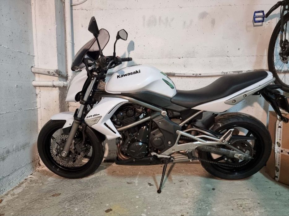 Kawasaki  er-6n limitat A2