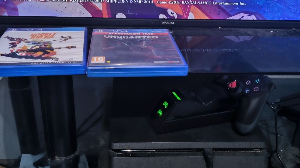 Продаю playstation 4 slim 1tb