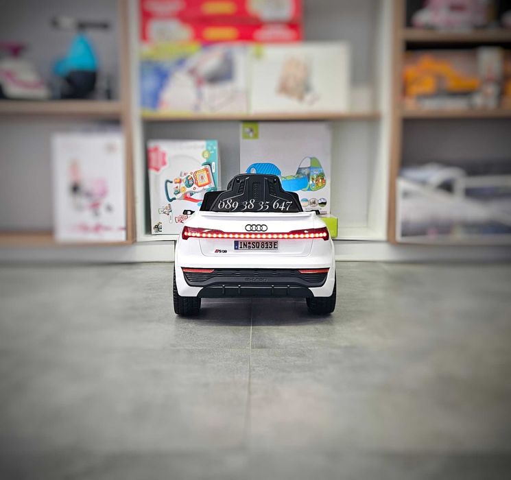 ПРОМОЦИЯ!НОВО!Акумулаторен джип Audi SQ8 WHITE с 12V батерия,МЕКИ ГУМИ