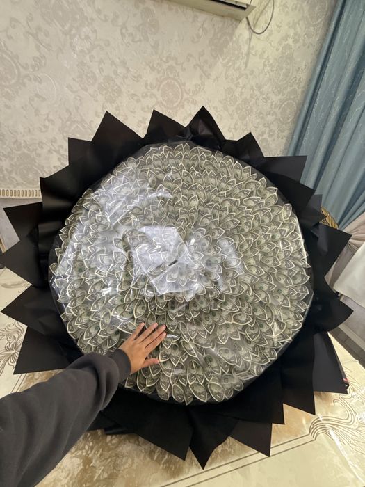 200$ букет.