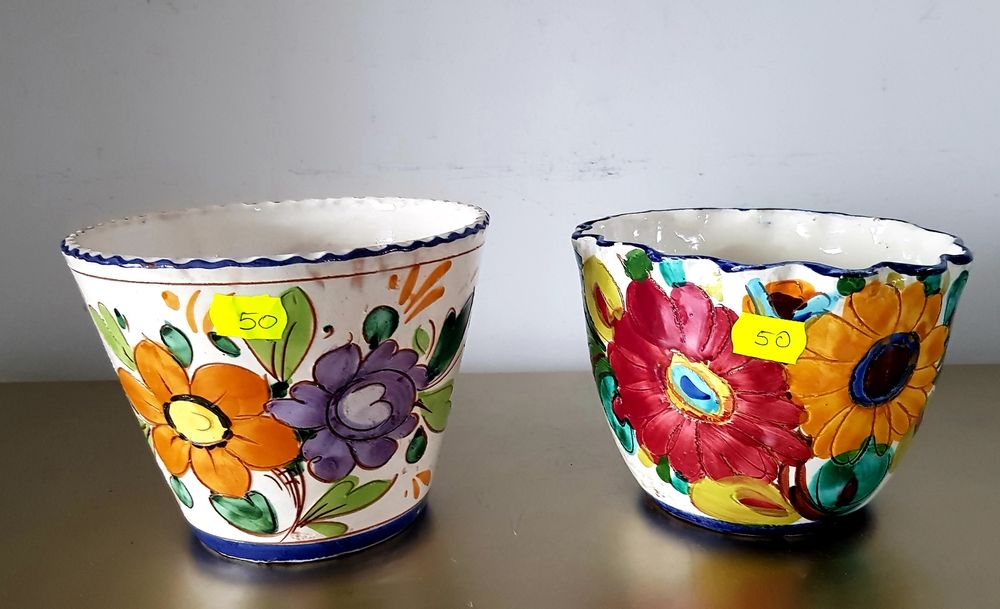 Bol/ghiveci vechi din ceramică