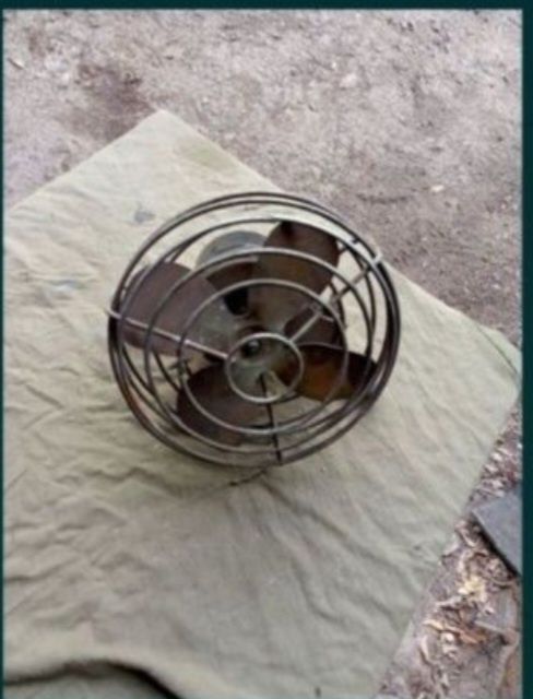 Продаю плафон на газель