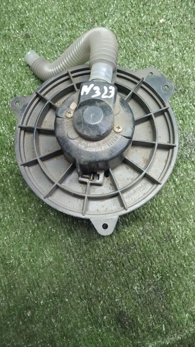 Моторчик печки Mazda