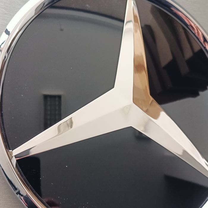 Емблема за Mercedes W204 W205 W212 W213 W166 W176 W218 W117 W167 W292