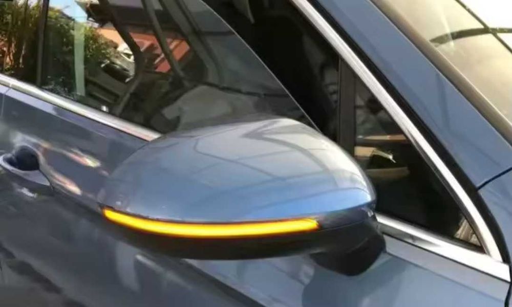 Динамични бягащи мигачи за огледалата за VW Golf Голф черни жълти